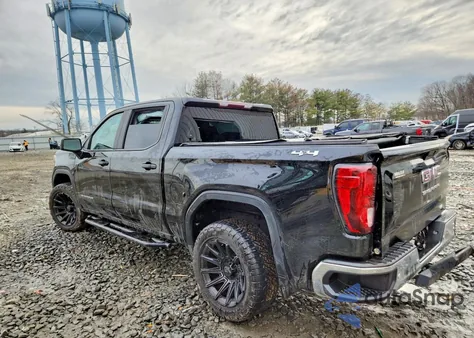 2021 GMC Sierra K1500 z USA, uszkodzony, nr VIN 3GTU9AEF6MG216673